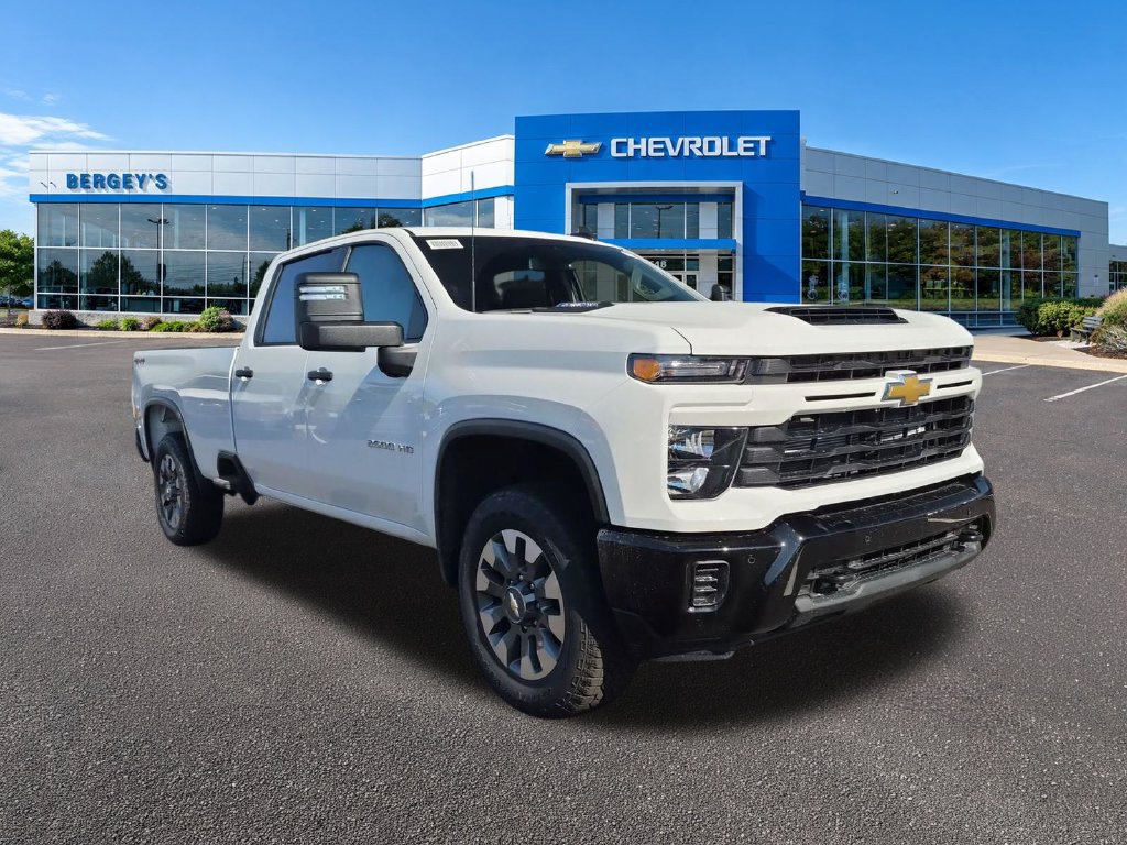 New 2026 Chevrolet Silverado 2500 Custom w/ Custom Value Package AWD/4WD image 4