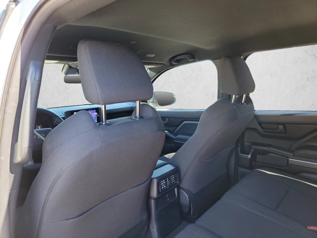Used 2025 Toyota 4Runner SR5 AWD/4WD image 18