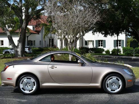 Used 2005 Lexus SC 430 Convertible image 46