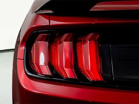 Used 2020 Ford Mustang Shelby GT500 w/ Technology Package image 61