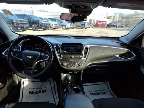 Used 2023 Chevrolet Malibu RS w/ LPO, Floor Liner Package image 15