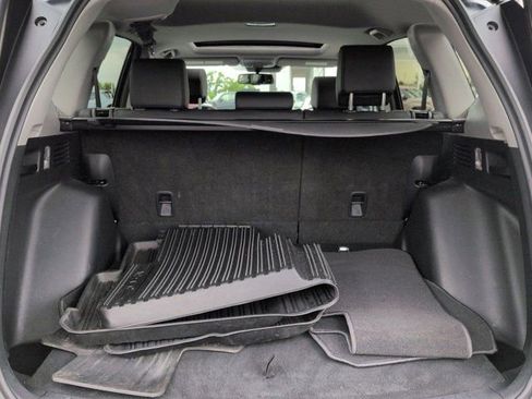 Used 2017 Honda CR-V EX-L image 18