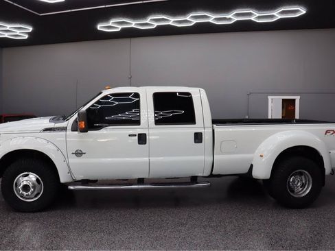 Used 2012 Ford F350 XLT w/ XLT Interior Pkg AWD/4WD image 2