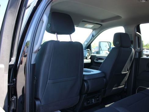 Used 2025 Chevrolet Silverado 2500 LT w/ Convenience Package AWD/4WD image 31
