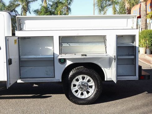 Used 2022 Ford F250 XL w/ STX Appearance Package image 6