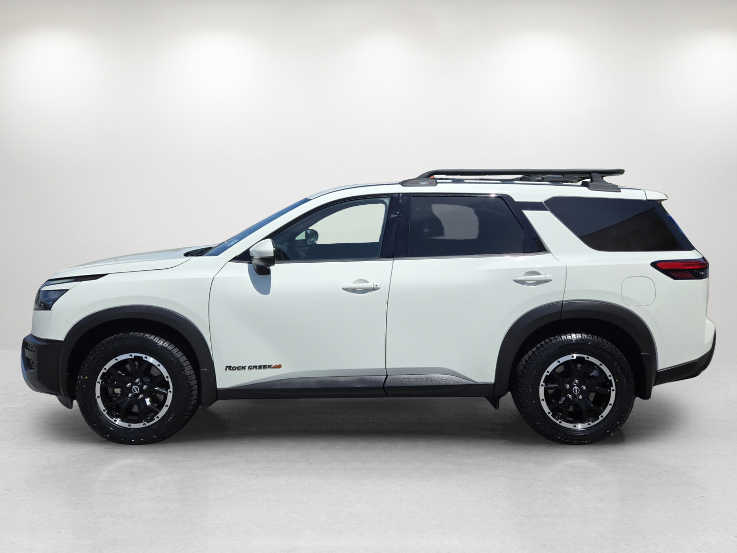 Used 2023 Nissan Pathfinder Rock Creek AWD/4WD image 8