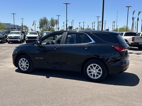 Used 2024 Chevrolet Equinox LT AWD/4WD image 3