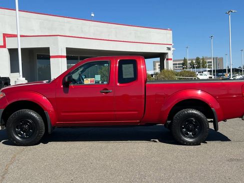Used 2012 Nissan Frontier S RWD image 9