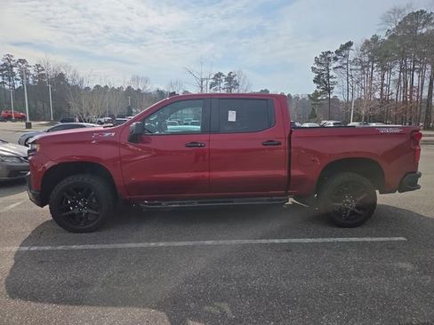 Used 2021 Chevrolet Silverado 1500 LT Trail Boss w/ Convenience Package II image 6