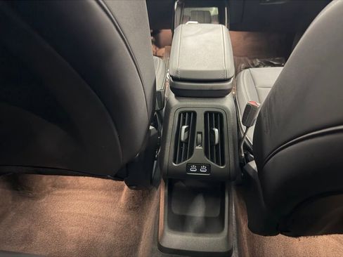 Used 2025 BMW X1 xDrive28i image 34