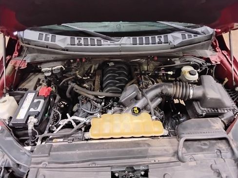 Used 2016 Ford F150 XLT w/ Equipment Group 301A Mid AWD/4WD image 9