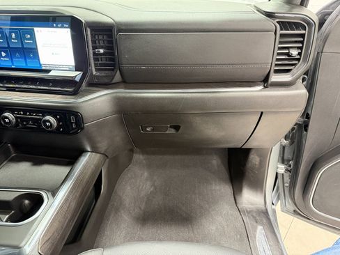 Used 2025 Chevrolet Silverado 2500 LTZ w/ LTZ Convenience Package image 28