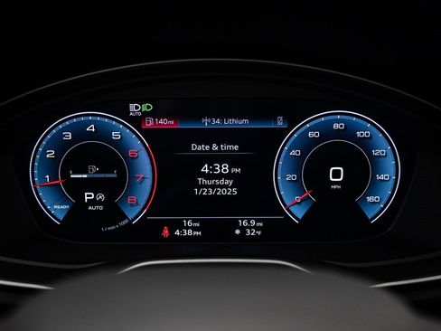 Used 2025 Audi Q5 2.0T Premium w/ Convenience Plus Package image 28