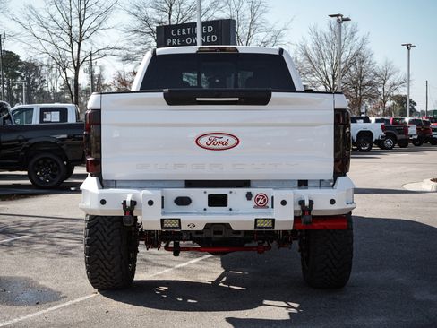 Used 2019 Ford F250 Lariat w/ Lariat Ultimate Package image 9