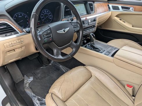 Used 2015 Hyundai Genesis 5.0 image 23