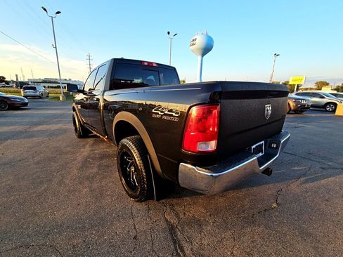 Used 2015 RAM 1500 Classic SLT image 2