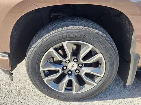 Used 2019 Chevrolet Silverado 1500 RST w/ All-Star Edition AWD/4WD image 3