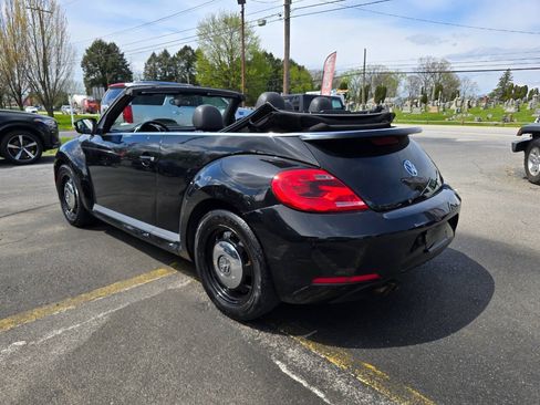 Used 2014 Volkswagen Beetle 2.5 FWD image 9