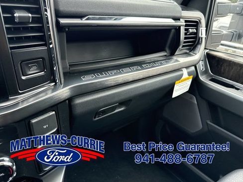 New 2026 Ford F250 Lariat w/ Black Appearance Package AWD/4WD image 26