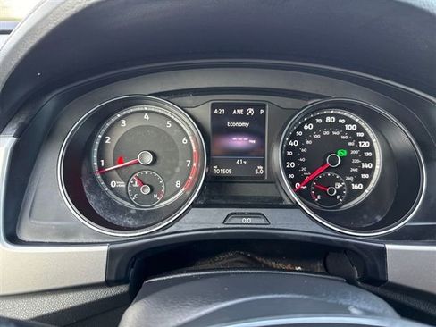 Used 2019 Volkswagen Atlas SE w/ Towing Package image 17