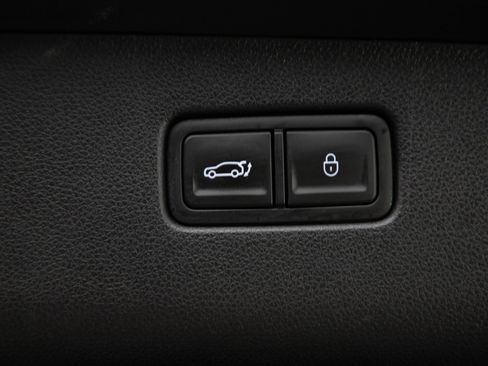 Used 2023 Genesis Electrified GV70 AWD/4WD image 19