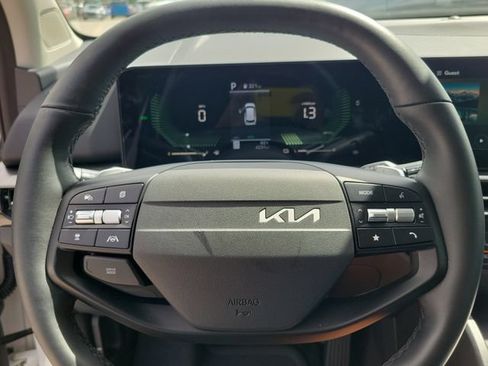 Used 2026 Kia Sportage LX FWD image 28