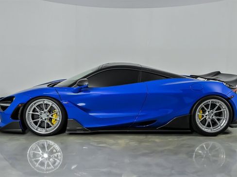 Used 2018 McLaren 720S RWD image 10