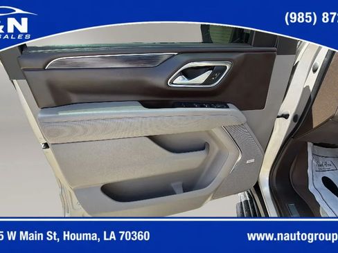 Used 2022 GMC Yukon XL SLT w/ SLT Premium Package RWD image 18