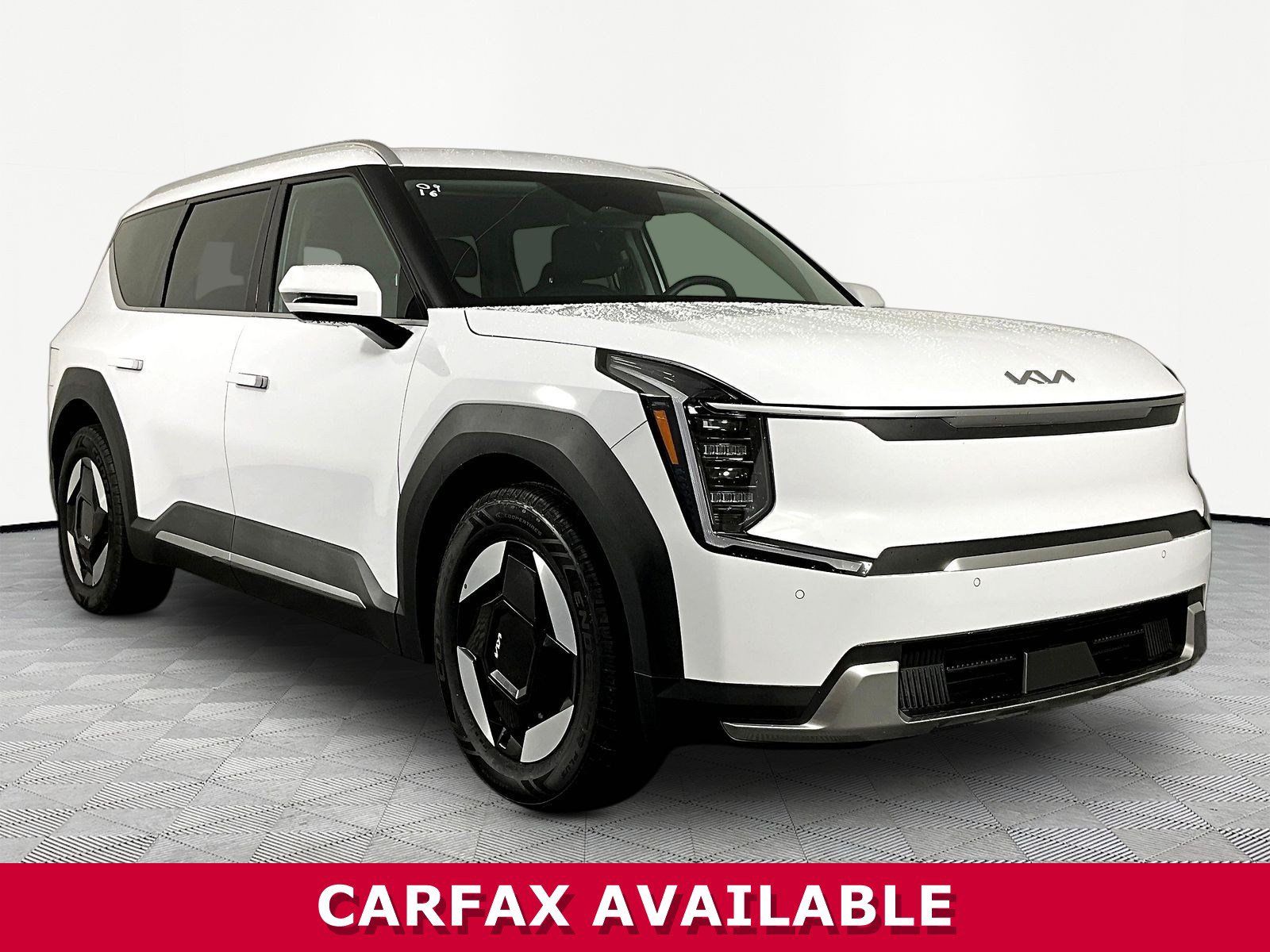Used 2025 Kia EV9 Wind AWD/4WD image 3