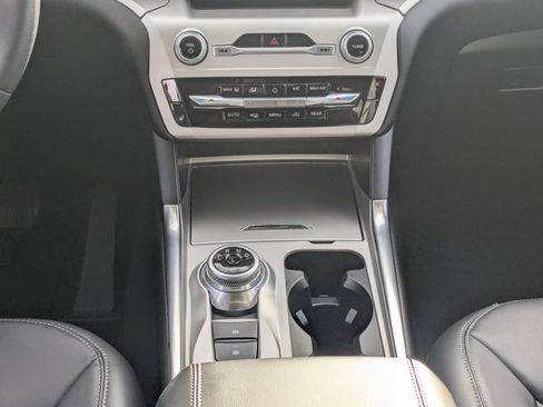 Certified 2024 Ford Explorer XLT w/ Equipment Group 202A image 21