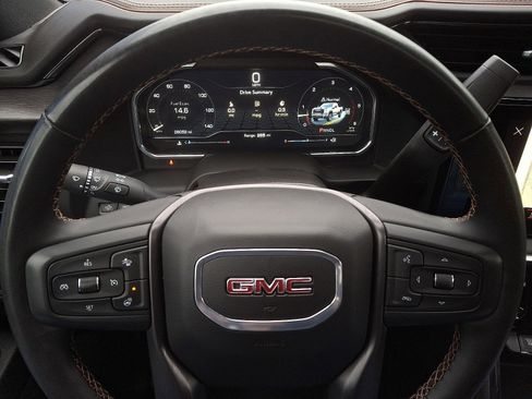 Used 2024 GMC Sierra 2500 AT4 w/ AT4 Premium Plus Package image 20