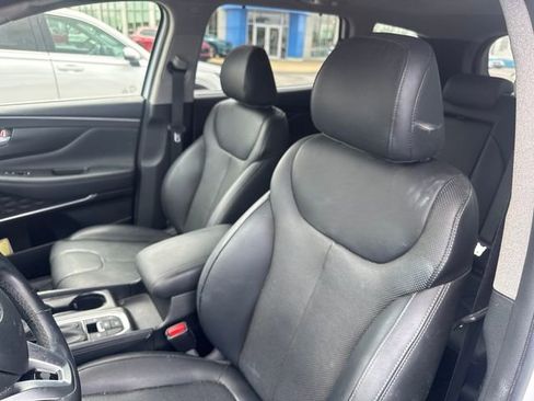 Used 2019 Hyundai Santa Fe Limited FWD image 17
