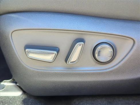 New 2025 Toyota RAV4 XLE image 9