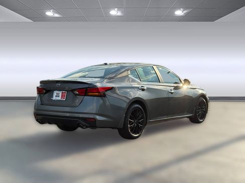New 2025 Nissan Altima 2.5 SV w/ SV Special Edition Package image 8