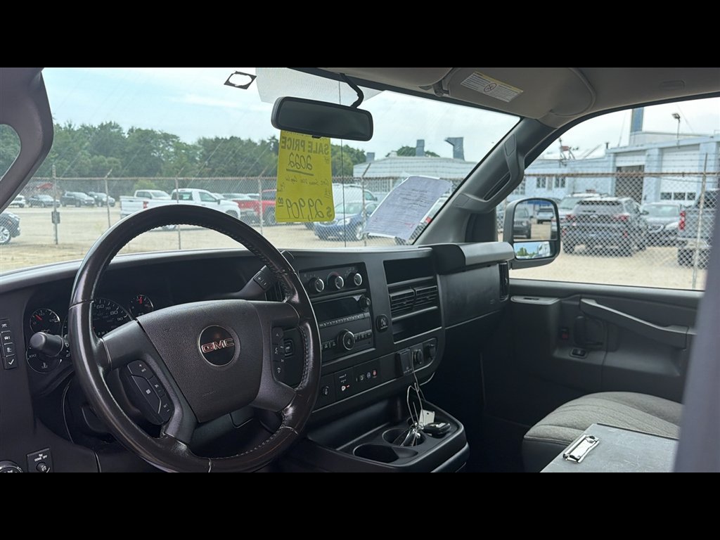 Used 2022 GMC Savana 2500 w/ Communications Package RWD image 9