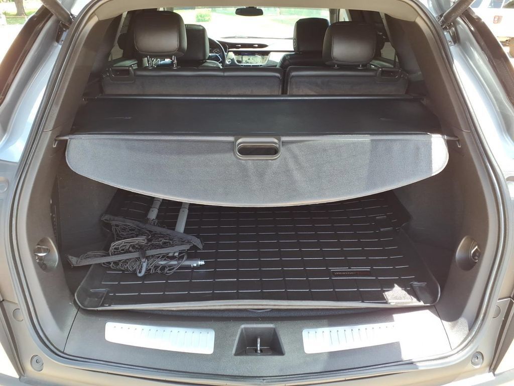Used 2021 Cadillac XT5 Premium Luxury w/ LPO, Floor Liner Package FWD image 12