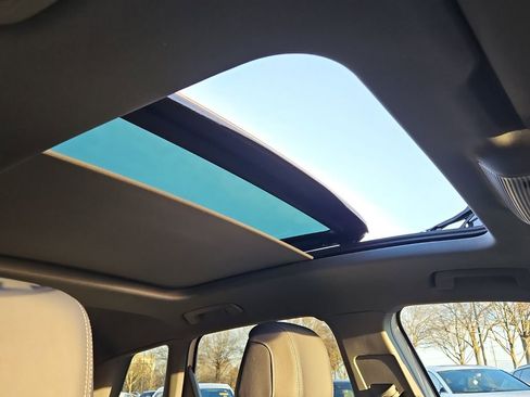 Used 2024 Audi Q4 e-tron Premium Plus w/ Premium Plus image 20