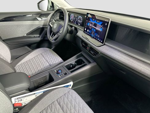 New 2026 Volkswagen Tiguan S image 26