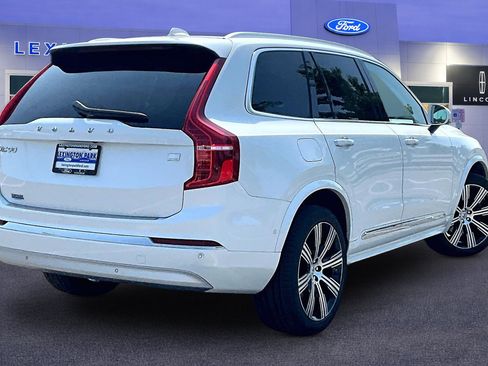 Used 2022 Volvo XC90 T8 Inscription w/ Advanced Package AWD/4WD image 5