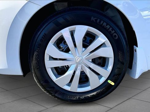 New 2025 Nissan Versa S image 11