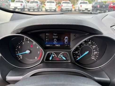 Used 2017 Ford Escape Titanium FWD image 27