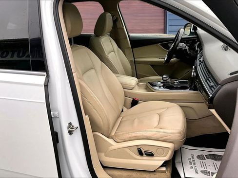 Used 2017 Audi Q7 3.0T Premium Plus image 7