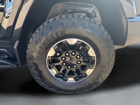 Used 2025 GMC Hummer EV 3X w/ Extreme Off-Road Package AWD/4WD image 33