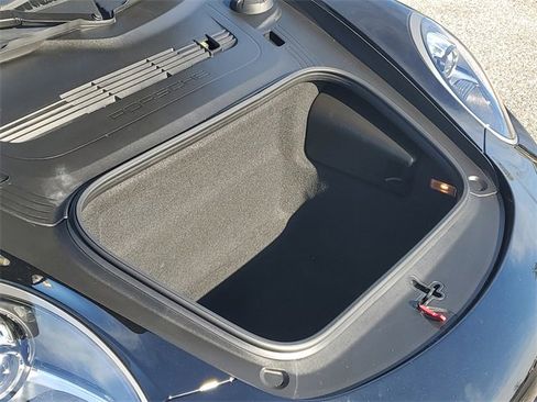 Used 2018 Porsche 911 Carrera S image 7