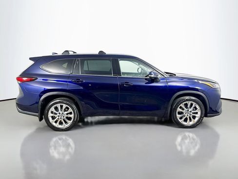 Used 2020 Toyota Highlander Limited AWD/4WD image 9