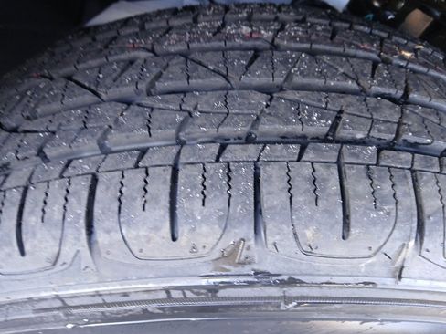 New 2026 Jeep Compass Latitude image 22