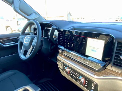 New 2026 GMC Sierra 1500 Elevation image 44