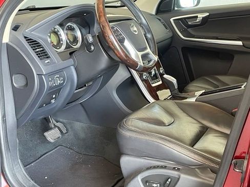 Used 2013 Volvo XC60 T6 AWD/4WD image 15