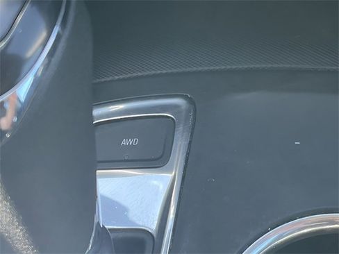 Used 2020 Chevrolet Equinox LT image 30