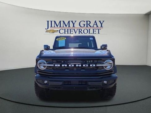 Used 2021 Ford Bronco Outer Banks w/ Sasquatch Package image 8